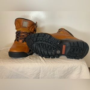 Timberland woman’s hiking boots